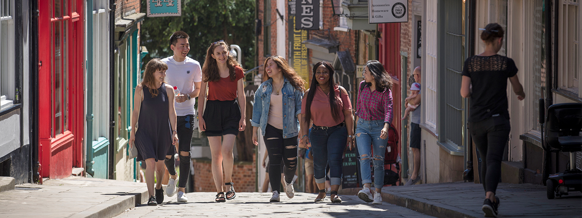 University of Lincoln students enjoying a visit to Lincoln's historical Bailgate. 
