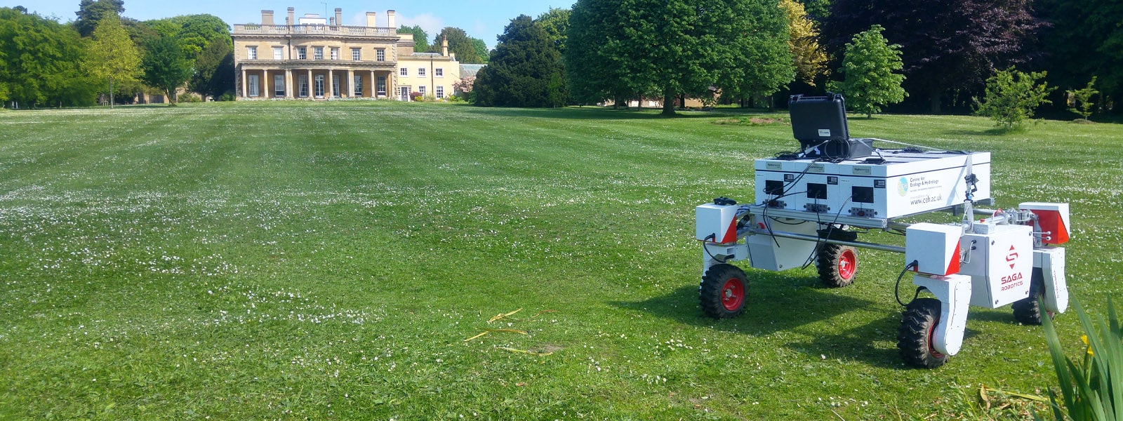 Thorvald robot in a field